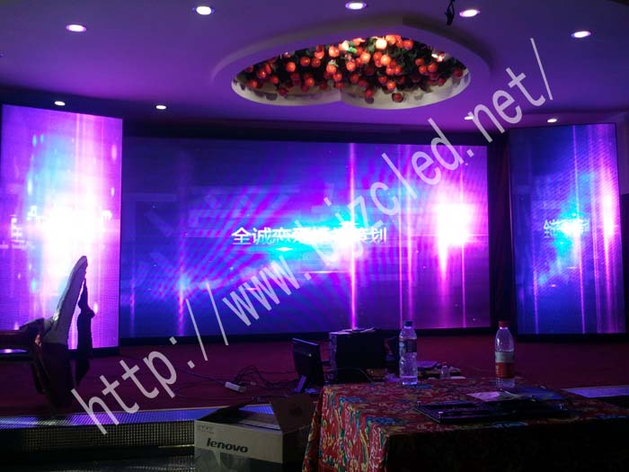 七號院餐飲集團(tuán)--P5高清全彩顯示屏