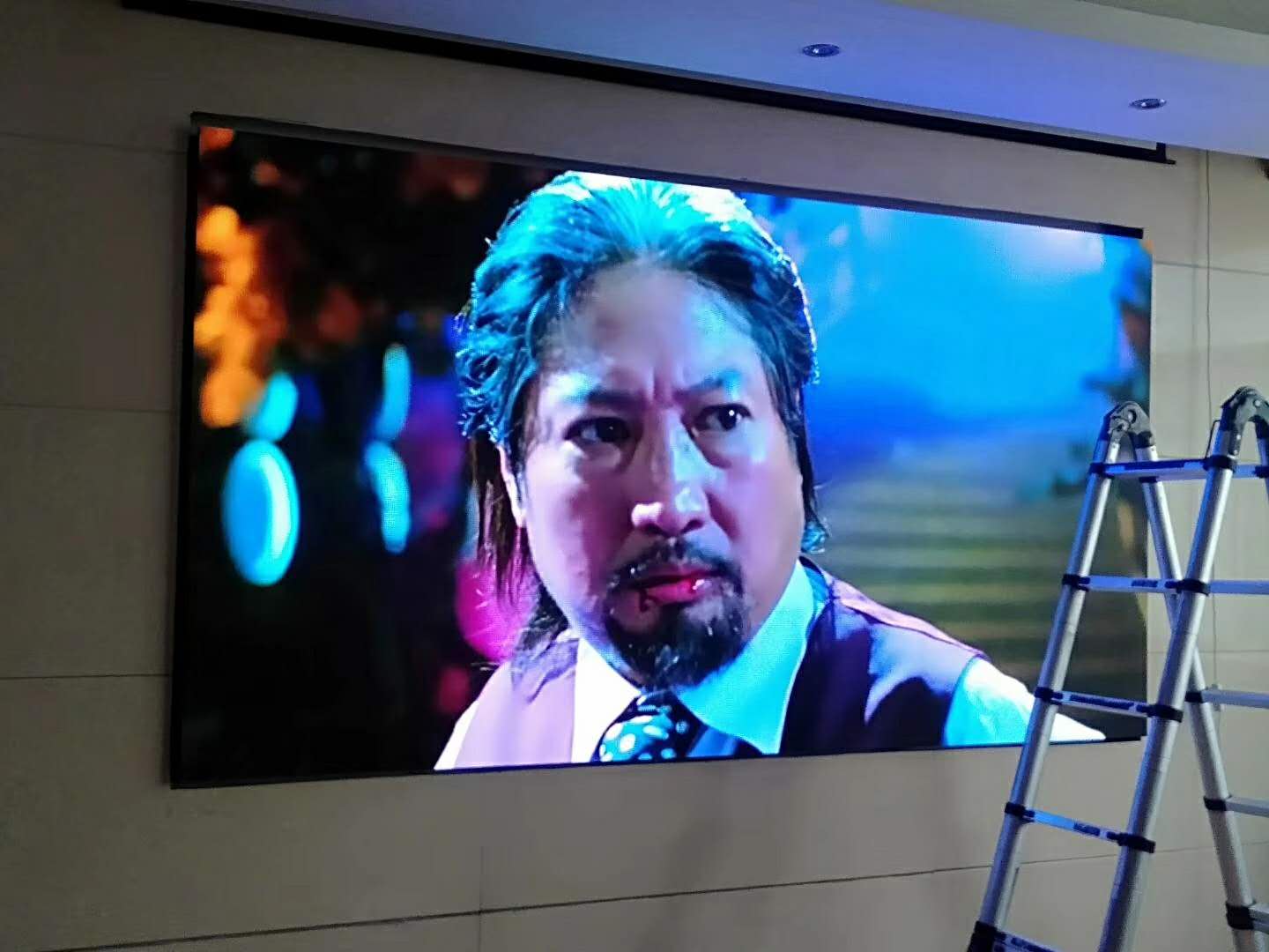 大寧煤礦-1.667小間距LED顯示屏